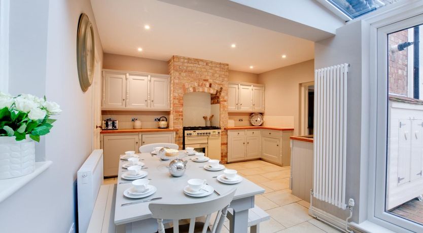 Photo of 5 Bed in Sheringham