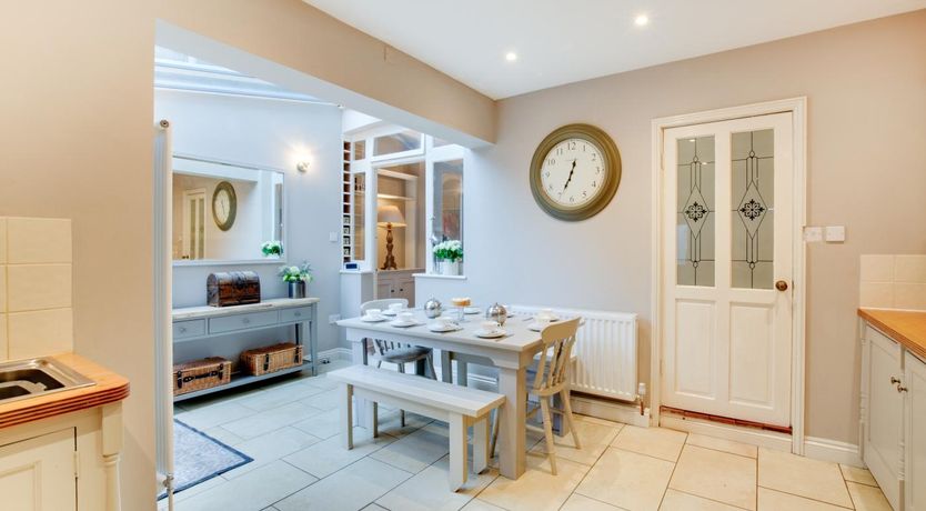 Photo of 5 Bed in Sheringham