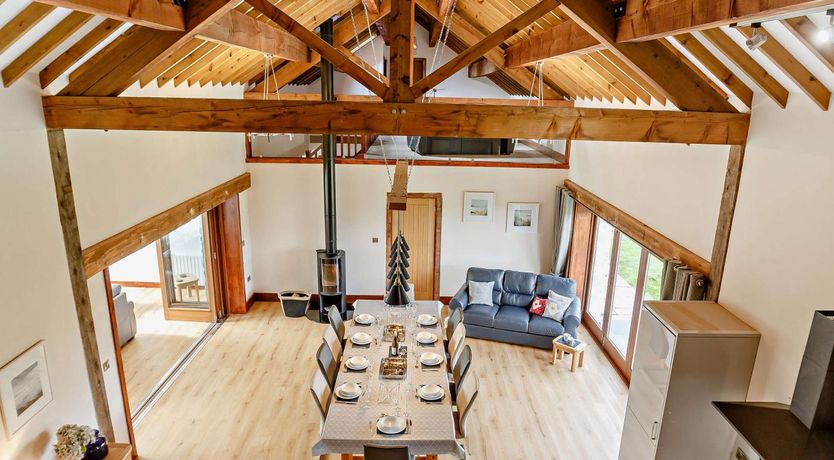 Photo of 5 Bed in Menai Bridge