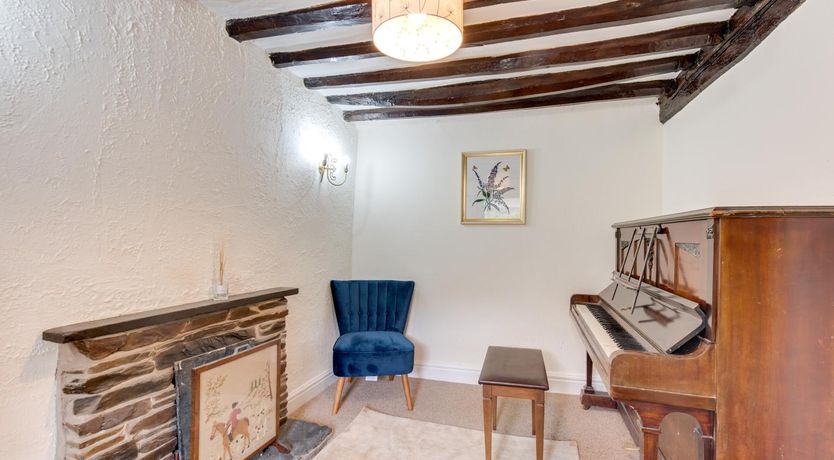 Photo of 3 Bed in Tywyn