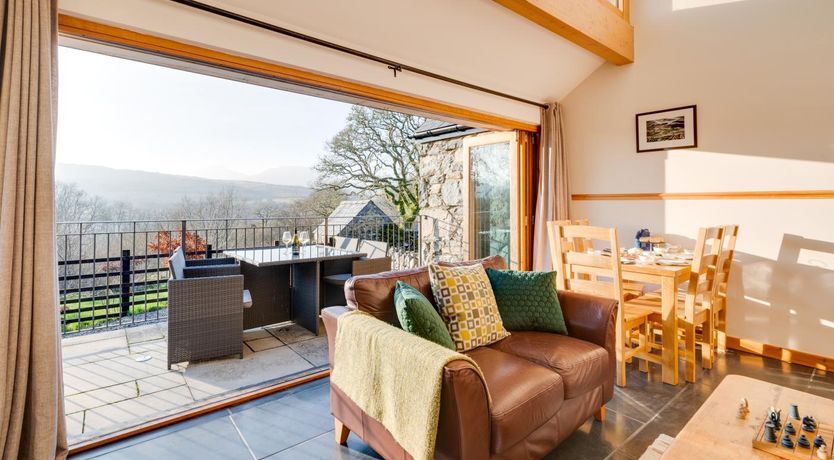 Photo of 2 Bed in Dolgellau