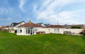 5 Bed in Beadnell Holiday Home