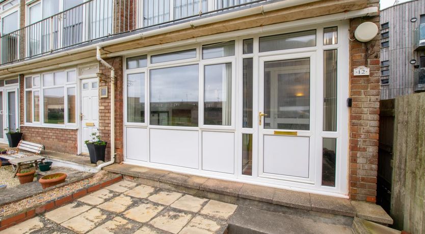 Photo of 1 Bed in West Bay