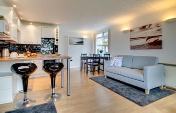 1 Bed in West Bay Holiday Home