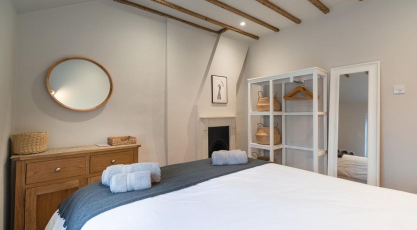Photo of 3 Bed in Holt