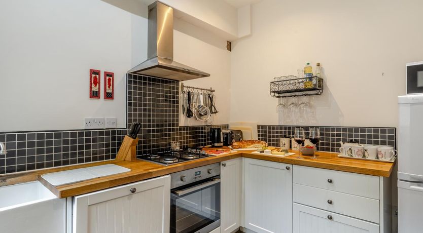 Photo of 2 Bed in High Peak