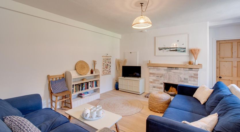 Photo of 2 Bed in Holt