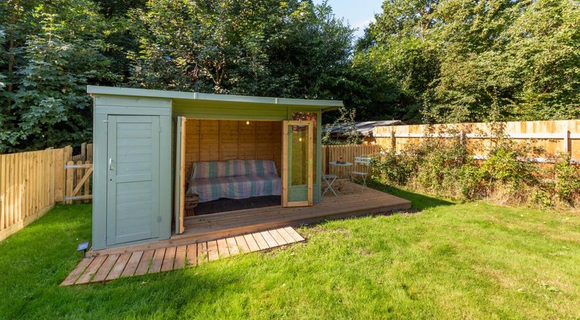 Photo of 2 Bed in Holt