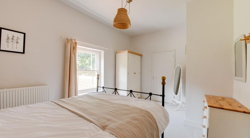 Photo of 2 Bed in Holt