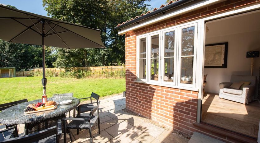 Photo of 2 Bed in Holt
