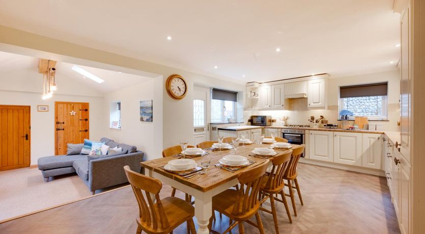 Photo of 4 Bed in East Runton