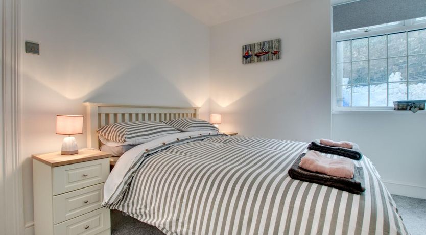 Photo of 1 Bed in Mumbles