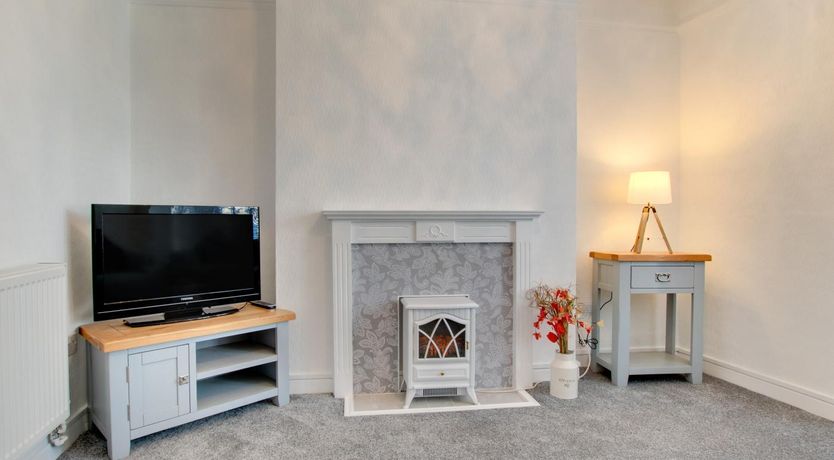 Photo of 1 Bed in Mumbles