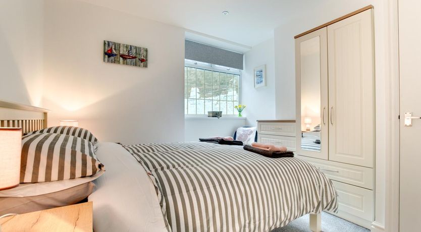 Photo of 1 Bed in Mumbles