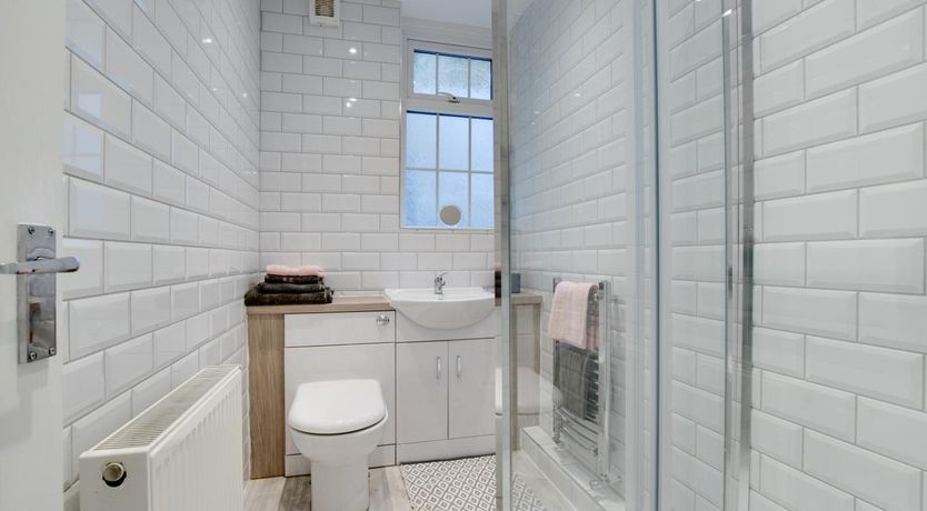 Photo of 1 Bed in Mumbles