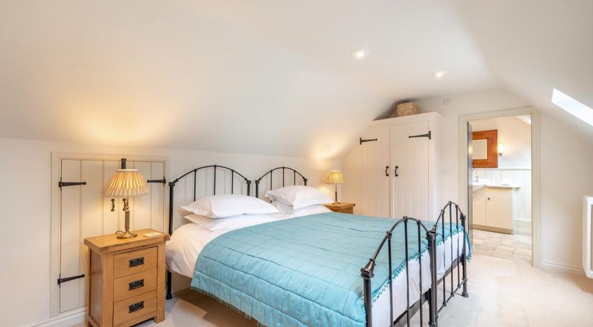 Photo of 2 Bed in Middleton