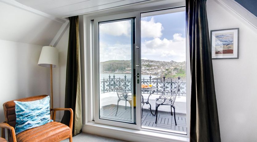 Photo of 2 Bed in Fowey