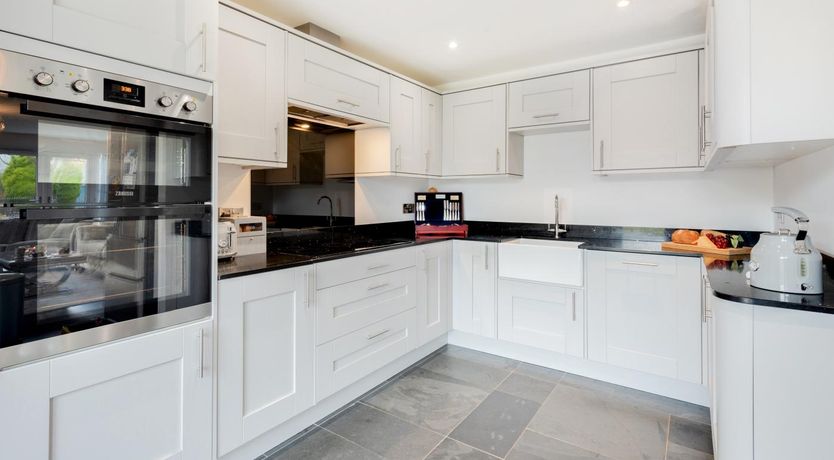 Photo of 3 Bed in Menai Bridge