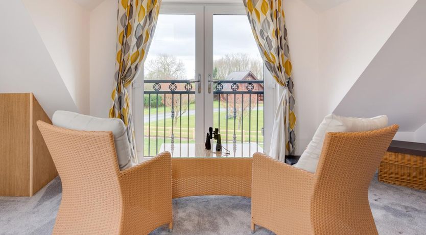 Photo of 3 Bed in Menai Bridge