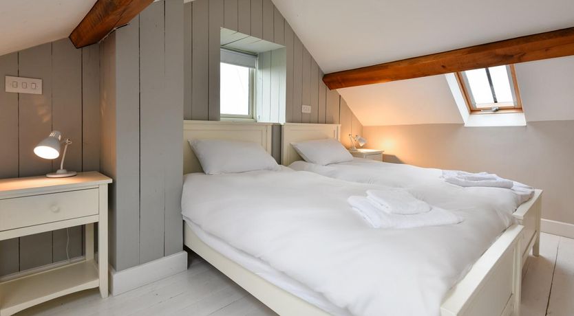Photo of 4 Bed in Aberdaron