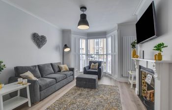 4 Bed in Mumbles Holiday Home