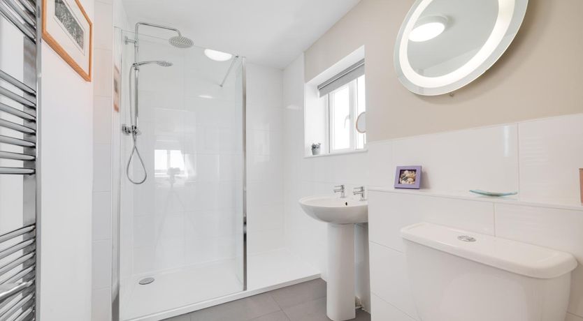 Photo of 3 Bed in Seahouses