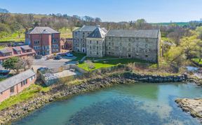 Photo of 3 Bed in Waren Mill