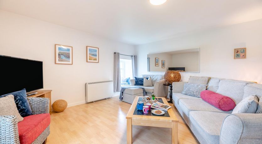 Photo of 3 Bed in Waren Mill