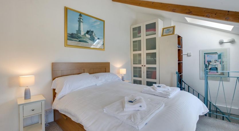 Photo of 1 Bed in Pendeen