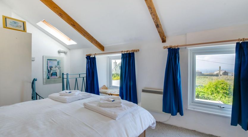 Photo of 1 Bed in Pendeen