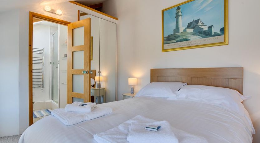 Photo of 1 Bed in Pendeen