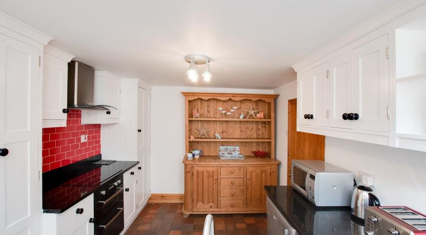 Photo of 2 Bed in Sandsend