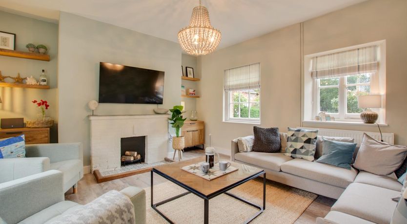 Photo of 3 Bed in Holt