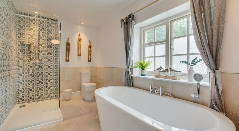 Photo of 3 Bed in Holt