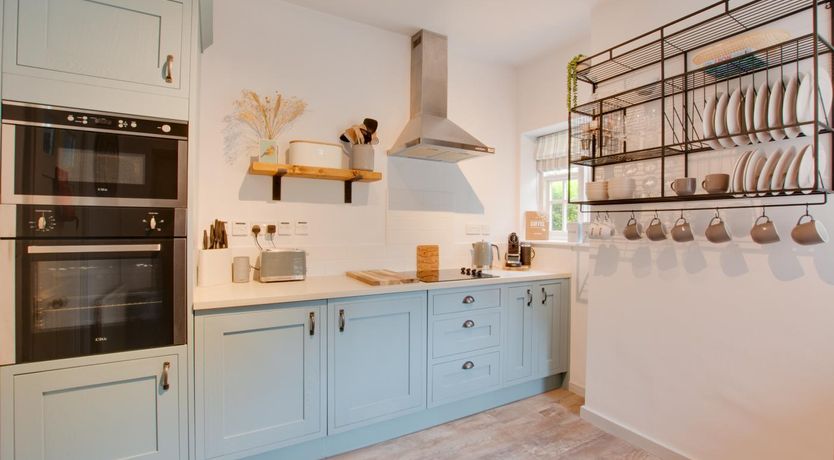 Photo of 3 Bed in Holt