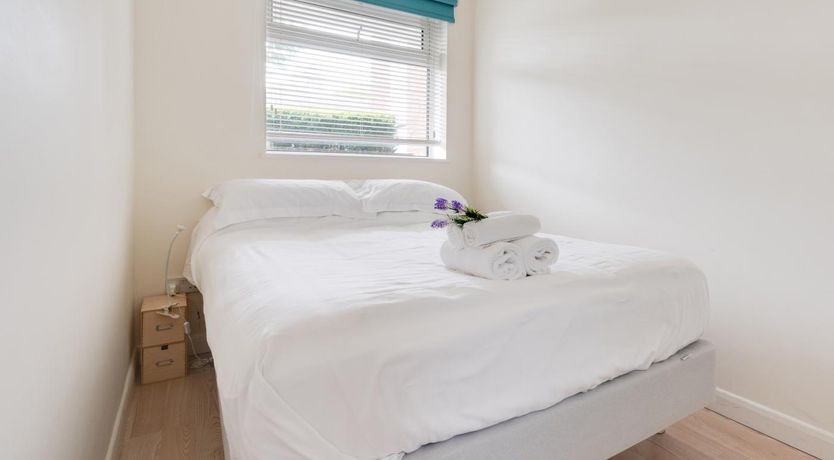 Photo of 1 Bed in Langland