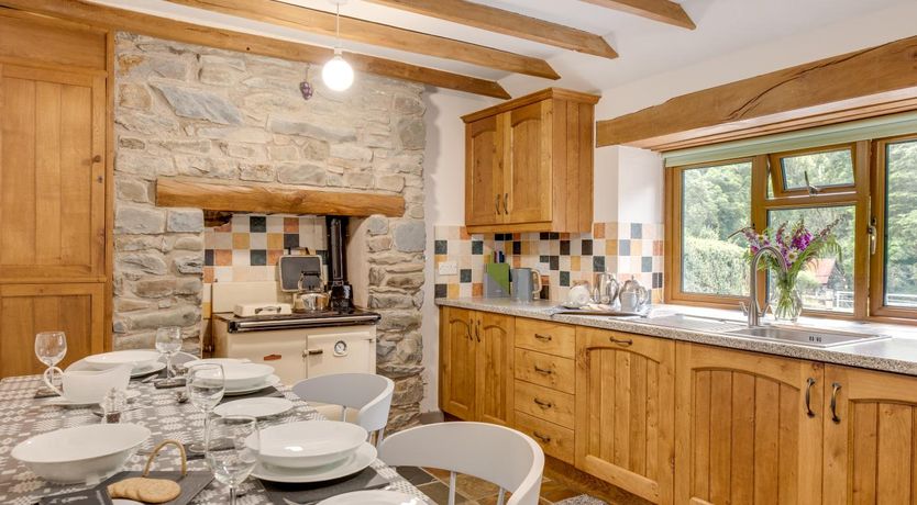 Photo of 2 Bed in Dinas Mawddwy