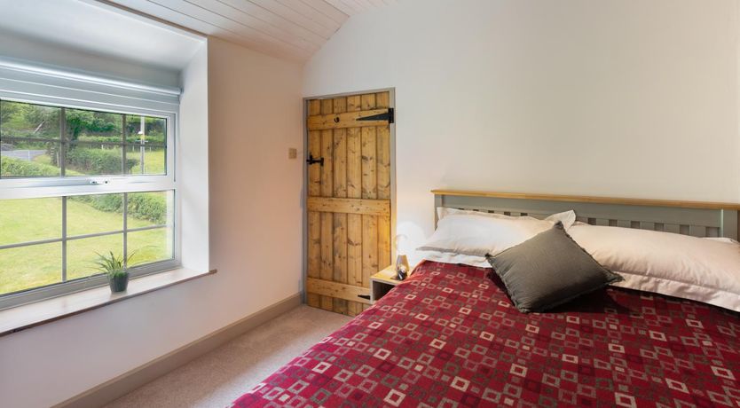 Photo of 2 Bed in Dinas Mawddwy