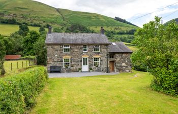2 Bed in Dinas Mawddwy Holiday Home