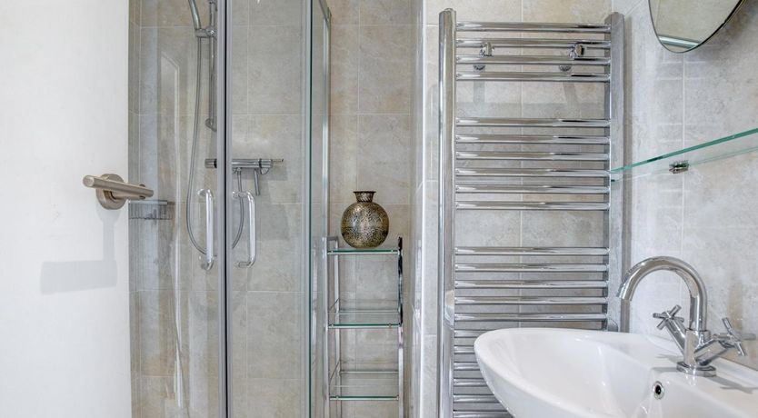 Photo of 2 Bed in Swanage