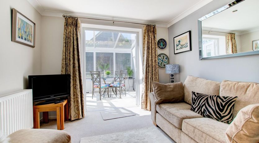 Photo of 2 Bed in Swanage