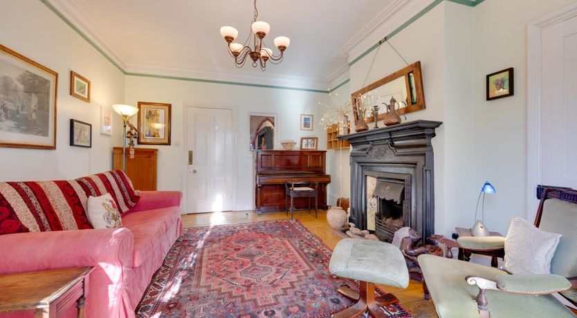 Photo of 5 Bed in Canterbury