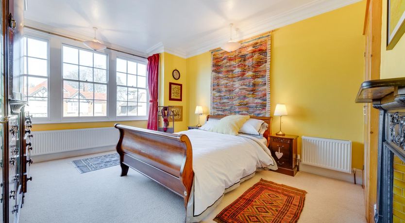 Photo of 5 Bed in Canterbury