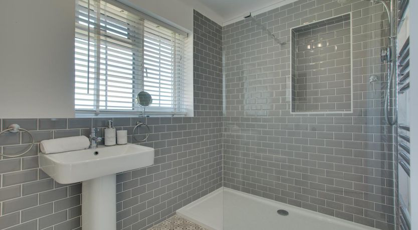 Photo of 5 Bed in Mundesley