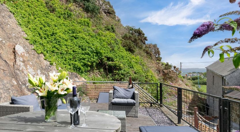 Photo of 2 Bed in Pwllheli