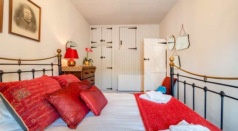 Photo of 2 Bed in Bakewell