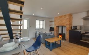 Photo of 1 Bed in Holt