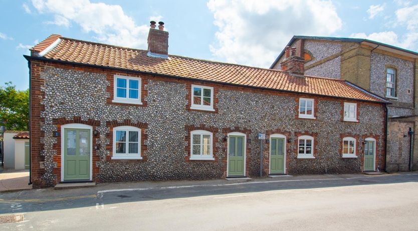 Photo of 1 Bed in Holt