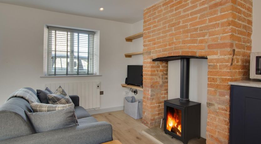 Photo of 1 Bed in Holt