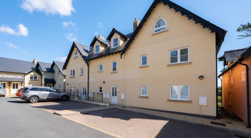 Photo of 1 Bed in Saundersfoot